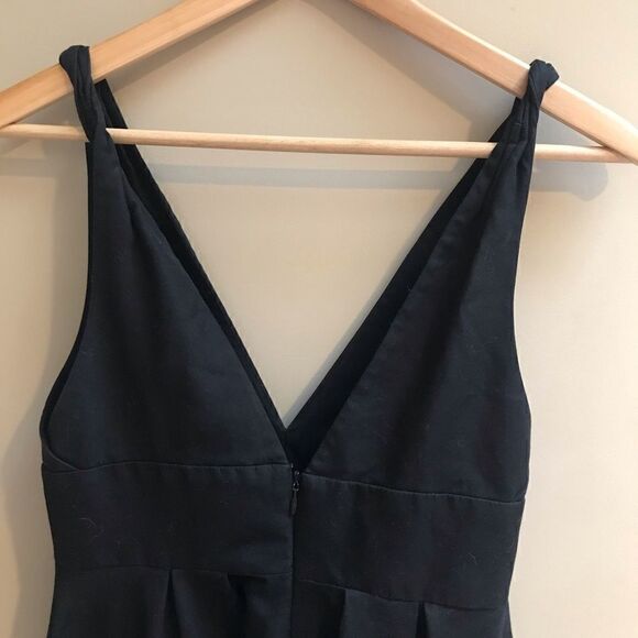 J Crew black V Neck dress. Size 4 - Picture 5 of 5